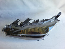 Load image into Gallery viewer, Frontscheinwerfer Toyota Yaris Cross OD-312 LED Links Scheinwerfer Headlight SCH9220025207gw