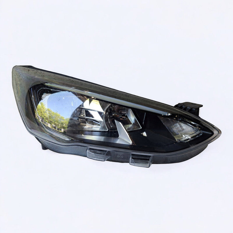 Frontscheinwerfer Ford Focus MX7B-13E014-CC Halogen Rechts Headlight