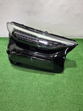 Laden Sie das Bild in den Galerie-Viewer, Frontscheinwerfer Audi E Tron 85H941039R 85H941040R Full LED Ein Satz Headlight SCH1657235898xo
