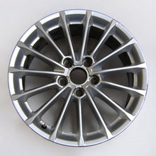 Laden Sie das Bild in den Galerie-Viewer, 1x Alufelge 17 Zoll 7.5&quot; 5x112 8V0601025BN Audi A3 Rim Wheel