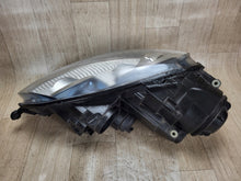 Laden Sie das Bild in den Galerie-Viewer, Frontscheinwerfer VW Golf V 1K6941040 Laser Rechts Scheinwerfer Headlight SCH8897507981et