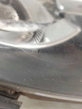 Laden Sie das Bild in den Galerie-Viewer, Frontscheinwerfer Toyota Aygo 89100097B Links Scheinwerfer Headlight SCH1921239838za