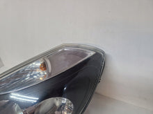 Laden Sie das Bild in den Galerie-Viewer, Frontscheinwerfer Renault Clio III LPL241 Links Scheinwerfer Headlight SCH2000964662vn