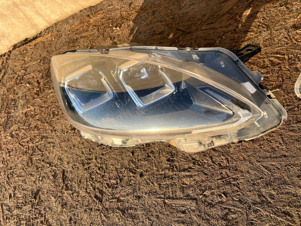 Frontscheinwerfer Ford Kuga I LV4B-13E017-AN LV4B-13E016-AN Full LED Ein Satz SCH8226132637xu