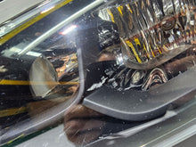 Load image into Gallery viewer, Frontscheinwerfer Citroën Berlingo 9816825180 Links Scheinwerfer Headlight