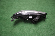 Load image into Gallery viewer, Frontscheinwerfer Dacia Sandero III 260607161R LED Links Scheinwerfer Headlight