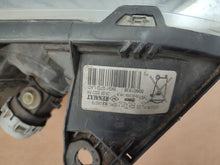 Load image into Gallery viewer, Frontscheinwerfer Renault Laguna III 89901838 Links Scheinwerfer Headlight