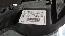 Laden Sie das Bild in den Galerie-Viewer, Frontscheinwerfer VW Touareg 7L6941031C Bi-Xenon Ein Stück (Rechts oder Links)