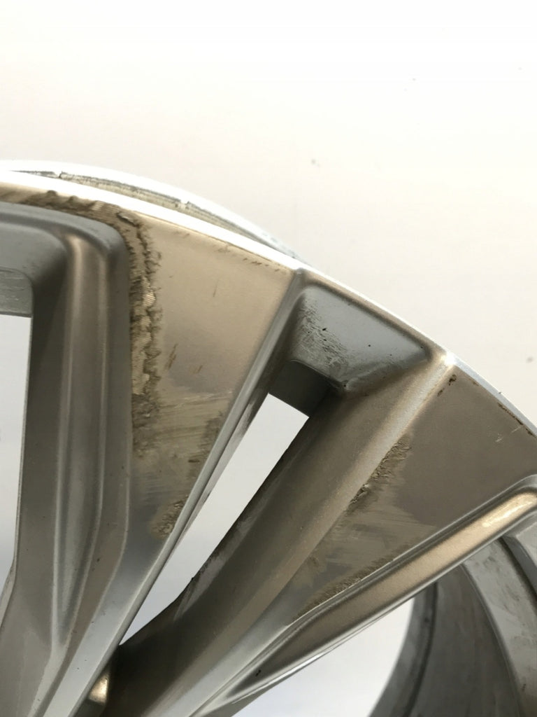 1x Alufelge 18 Zoll 8.0" 5x108 42ET Glanz Silber 32243390 Volvo S60 V60 S90 V90 FEL4694625640ez