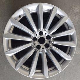 1x Alufelge 19 Zoll 8.5