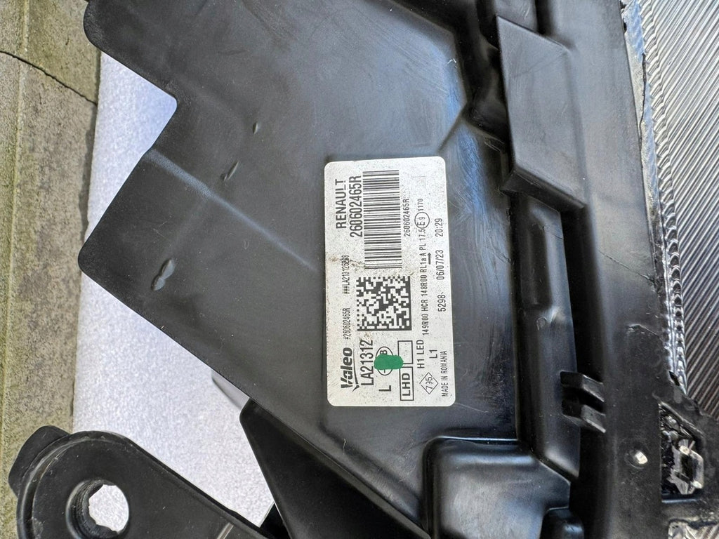 Frontscheinwerfer Dacia Duster 260106194R 260602465R Rechts oder Links