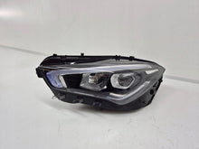 Laden Sie das Bild in den Galerie-Viewer, Frontscheinwerfer Mercedes-Benz Cla X118 C118 A1189062700 Links Headlight SCH6247246468za