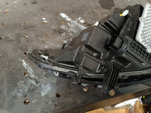 Load image into Gallery viewer, Frontscheinwerfer Land Rover I Sport Discovery L550 MK7213W030 LED Links SCH1240436739kq