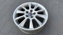 Laden Sie das Bild in den Galerie-Viewer, 1x Alufelge 17 Zoll 7.0" 5x110 49ET Glanz Silber 0544038 Fiat I 1 Rim Wheel FEL2568464606un