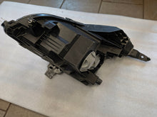 Load image into Gallery viewer, Frontscheinwerfer Ford Courier R2X6-13W030 Links Scheinwerfer Headlight SCH3676283672sg