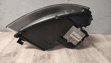 Laden Sie das Bild in den Galerie-Viewer, Frontscheinwerfer Audi A3 8P0941003 Links Scheinwerfer Headlight