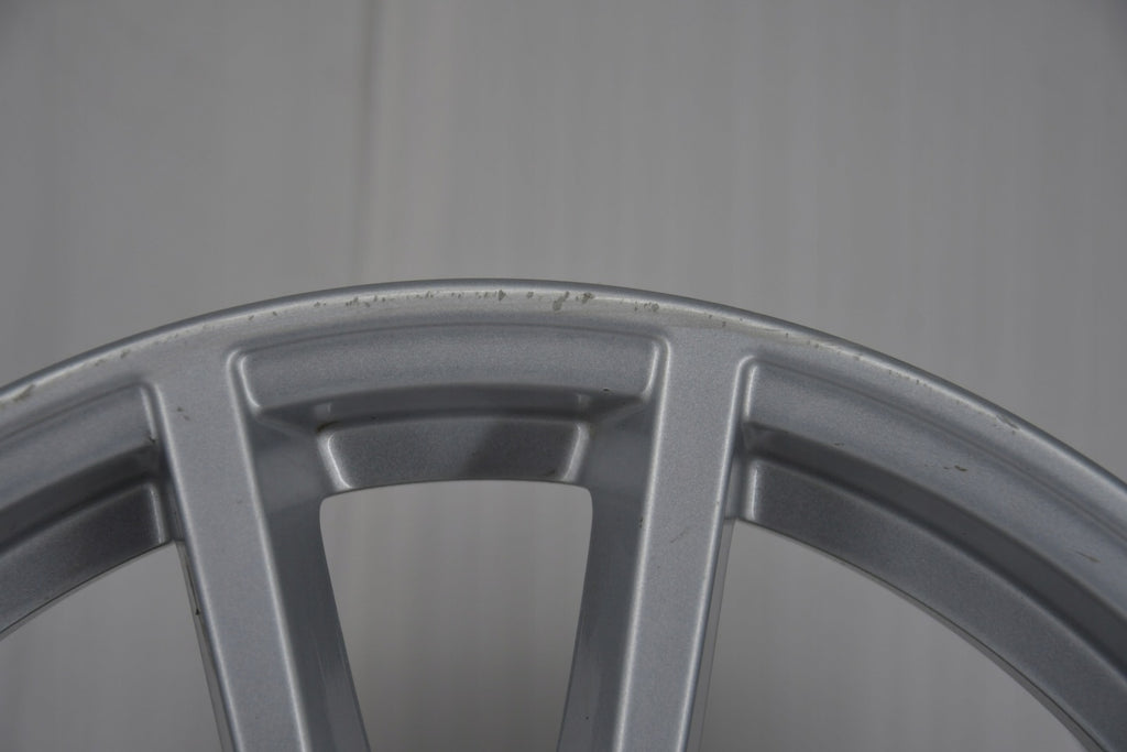 1x Alufelge 17 Zoll 7.5" 5x112 30ET Glanz Silber 6883520 BMW 1 Rim Wheel FEL2019888222oo