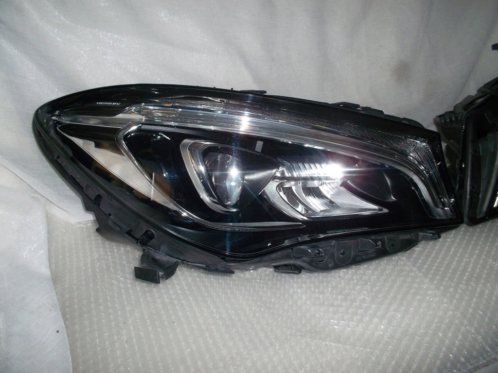 Frontscheinwerfer Mercedes-Benz Cla A1178206961 LED Rechts oder Links SCH3145167392kx