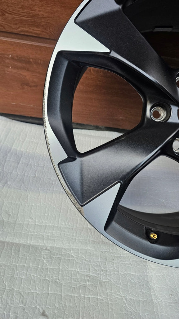 1x Alufelge 18 Zoll 7.5" 5x112 46ET Glanz Schwarz 5FA601025H Seat Leon Rim Wheel FEL9560985223kx