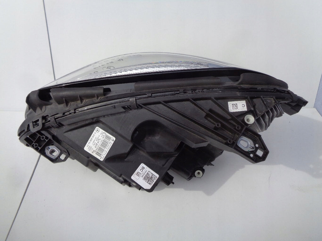 Frontscheinwerfer Mercedes-Benz W246 A2469065401 LED Rechts Headlight