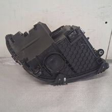 Laden Sie das Bild in den Galerie-Viewer, Frontscheinwerfer Mercedes-Benz W206 A2069063903 LED Links Headlight SCH8853185544qm