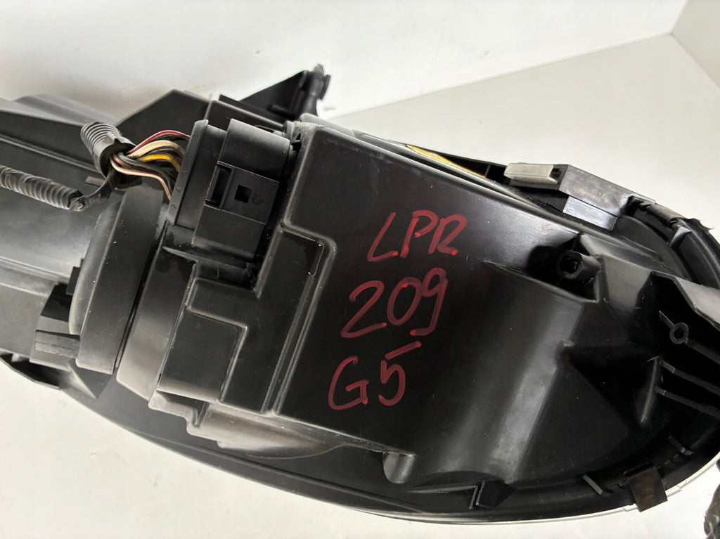 Frontscheinwerfer VW Golf V 1K6941006 Rechts Scheinwerfer Headlight SCH1312106525nh