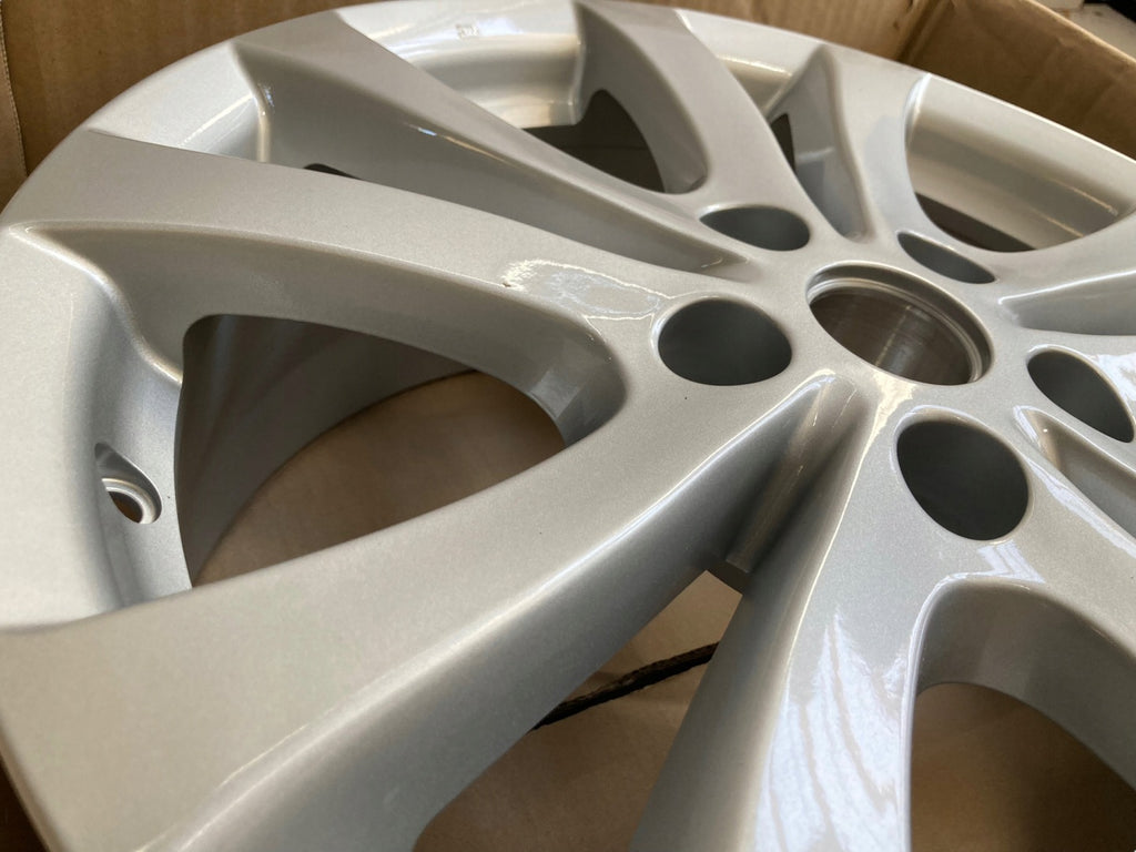 1x Alufelge 17 Zoll 7.0" 5x114.3 47ET Glanz Silber 403000095R Renault Latitude FEL7726275196bs