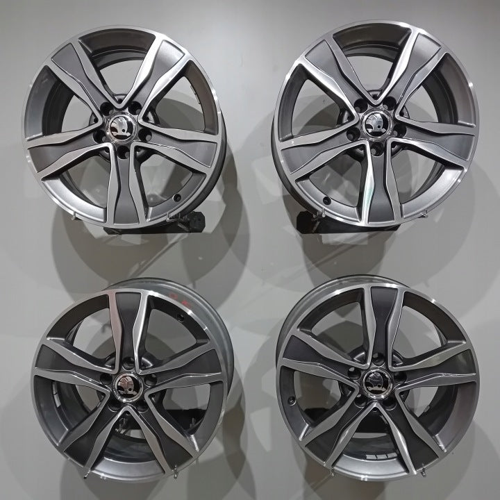 4x Alufelge 17 Zoll 7.0" 5x112 48 5ET Glanz A2054010800 Mercedes-Benz Superb I FEL5651466239tz