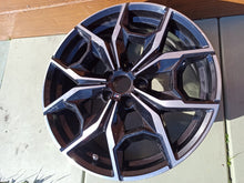 Laden Sie das Bild in den Galerie-Viewer, 1x Alufelge 19 Zoll 7.5" 5x112 32ET Glanz Schwarz 7916263 BMW X3 Rim Wheel FEL9658636381mj