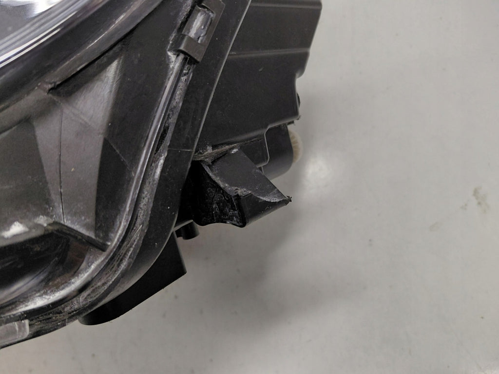 Frontscheinwerfer Mercedes-Benz W176 A1768200561 Links Scheinwerfer Headlight SCH5775491427yh