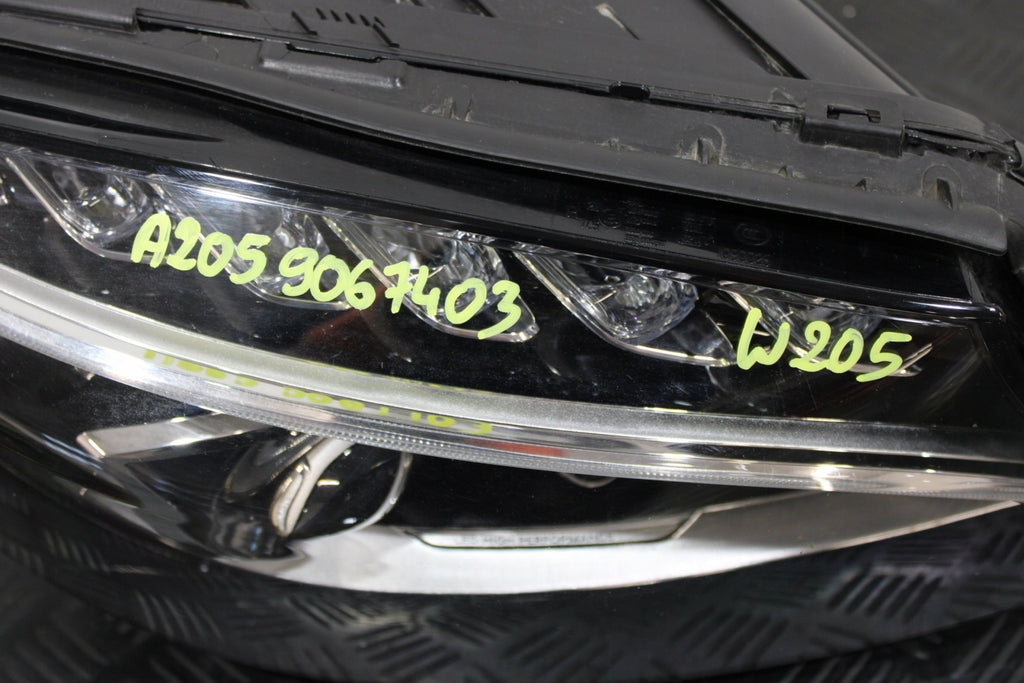 Frontscheinwerfer Mercedes-Benz W205 A2059067403 LED Rechts Headlight SCH6026253011xr