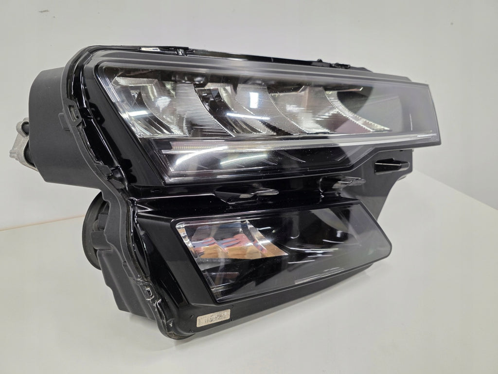 Frontscheinwerfer Skoda Karoq 57B941010 Rechts Scheinwerfer Headlight SCH8926023233ag