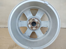 Laden Sie das Bild in den Galerie-Viewer, 1x Alufelge 16 Zoll 7.0&quot; 5x108 50ET 30724024 Volvo Rim Wheel