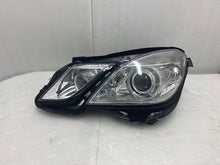 Laden Sie das Bild in den Galerie-Viewer, Frontscheinwerfer Mercedes-Benz W212 A2128202359 Xenon Links Headlight SCH8847002491am