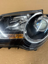 Laden Sie das Bild in den Galerie-Viewer, Frontscheinwerfer VW Touran 1T1941005C Links Scheinwerfer Headlight SCH2499443635an
