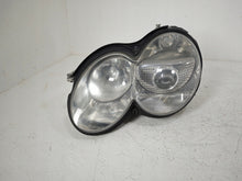 Laden Sie das Bild in den Galerie-Viewer, Frontscheinwerfer Mercedes-Benz Sl R230 A2308207661 Xenon Links Headlight SCH7030188441rm