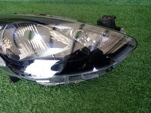 Load image into Gallery viewer, Frontscheinwerfer Mazda 2 D651-51030 Rechts Scheinwerfer Headlight