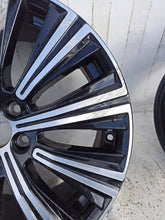 Laden Sie das Bild in den Galerie-Viewer, 1x Alufelge 18 Zoll 8.0&quot; 5x108 42ET 32243391 Volvo S90 V90 Rim Wheel
