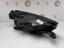 Laden Sie das Bild in den Galerie-Viewer, Frontscheinwerfer Skoda Fabia IV 6VB941015 LED Links Scheinwerfer Headlight SCH6825132573pc