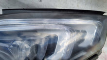 Laden Sie das Bild in den Galerie-Viewer, Frontscheinwerfer Mercedes-Benz Gle A1679061700 LED Rechts Headlight