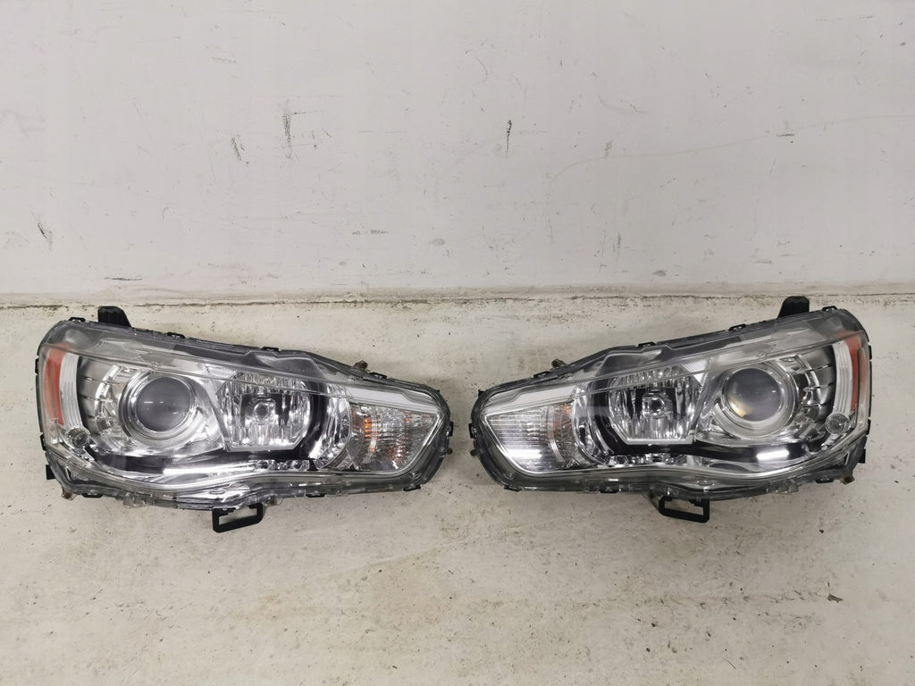 Frontscheinwerfer Mitsubishi Outlander II Xenon Ein Stück (Rechts oder Links)