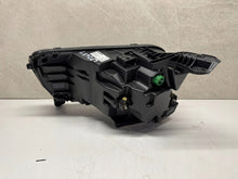 Laden Sie das Bild in den Galerie-Viewer, Frontscheinwerfer Jeep 522187170 Ein Stück (Rechts oder Links) Headlight SCH5128274743rg
