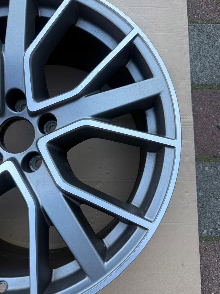 1x Alufelge 19 Zoll 8.5" 5x112 8W0601025DH Audi A4 Rim Wheel FEL9930663667au