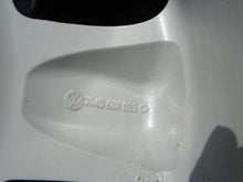 Load image into Gallery viewer, 1x Alufelge 16 Zoll 7.0" 5x112 59ET Glanz Silber 7M0601025G VW Sharan Rim Wheel FEL9777004377gm
