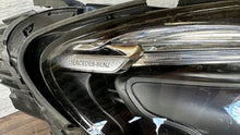 Laden Sie das Bild in den Galerie-Viewer, Frontscheinwerfer Mercedes-Benz Gle A1679069604 LED Rechts Headlight