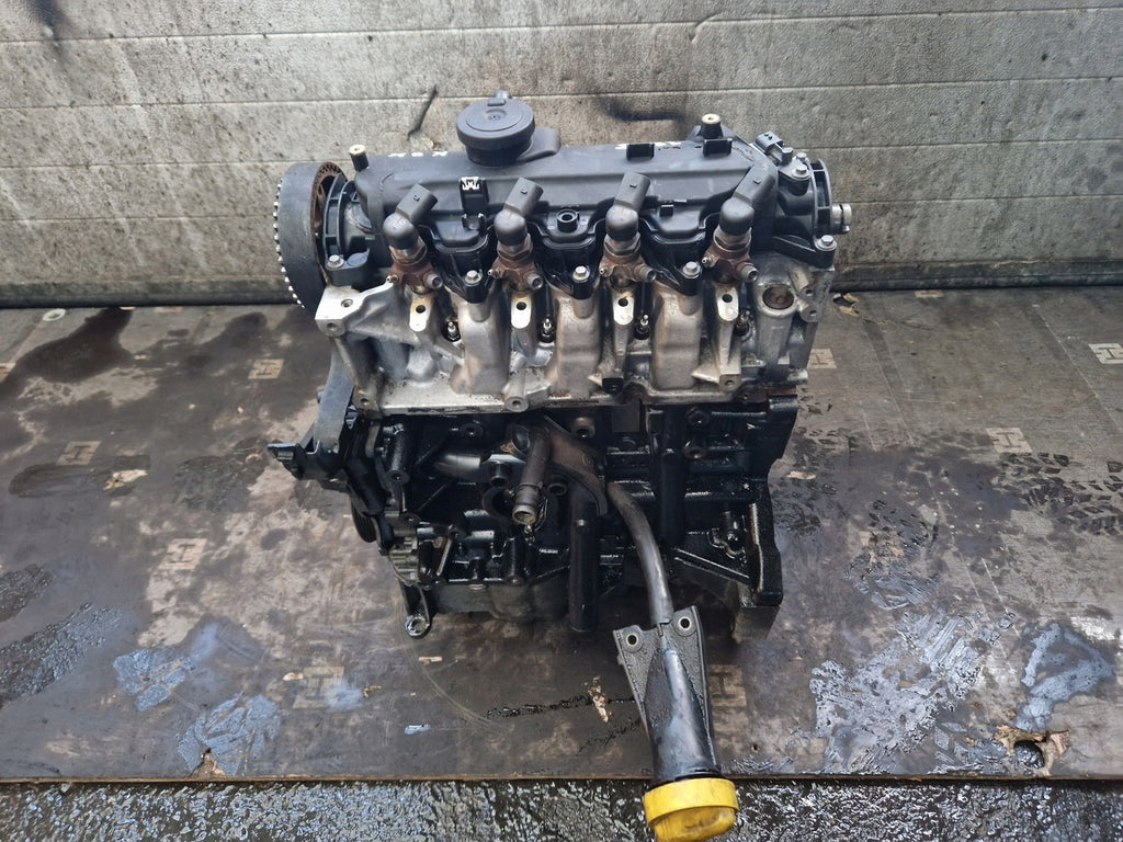 Motor Renault Scenic K9K836 1.5 DCI 110PS 105TKm Diesel Engine Unkomplett