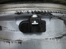 Laden Sie das Bild in den Galerie-Viewer, 1x Alufelge 16 Zoll 6.5" 5x112 49ET Silber A2464010500 Mercedes-Benz Rim Wheel FEL5168178364lr