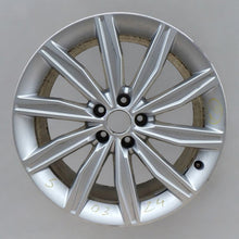 Load image into Gallery viewer, 1x Alufelge 19 Zoll 8.5&quot; 5x112 40ET 4K0601025G Audi A6 C8 Rim Wheel