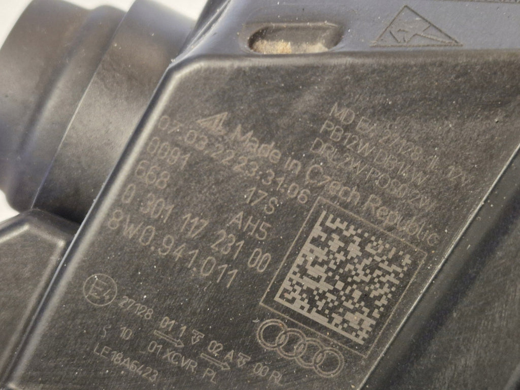 Frontscheinwerfer Audi A4 B9 8W0841011 LED Ein Stück (Rechts oder Links)