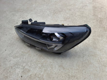 Laden Sie das Bild in den Galerie-Viewer, Frontscheinwerfer Ford Focus MX7B-13E015-EB LED Links Scheinwerfer Headlight SCH3009949983al